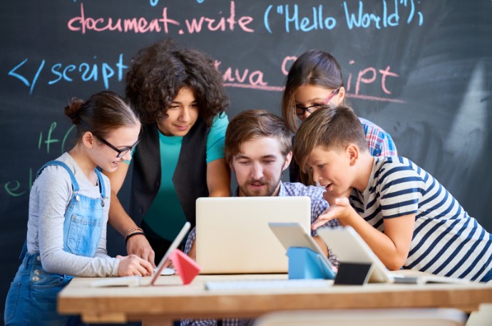 як вибрати найкращі курси програмування для дітей