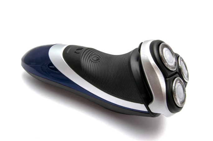 компактная бритва для мужчин в дорогу